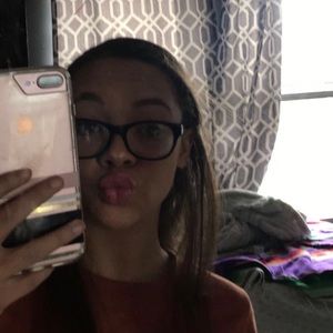 Meet your Posher, Sheyenne